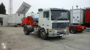 Cabeza tractora Volvo F12 400 usada