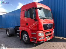 MAN TGS tractor unit damaged hazardous materials / ADR