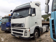 جرار Volvo /FH12 Globetrotter/ مستعمل