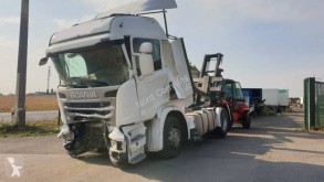 Scania R 450 tractor unit damaged