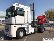 Tracteur occasion Renault Magnum 440