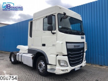 Tweedehands trekker gevaarlijke stoffen / vervoer gevaarlijke stoffen DAF XF 460