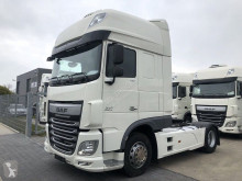 Cabeza tractora DAF XF 106 usado