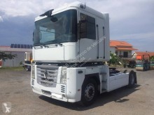 Cabeza tractora Renault Magnum 500 DXI usada