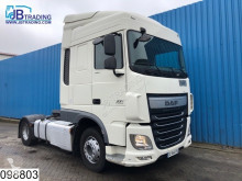 Cabeza tractora productos peligrosos / ADR usada DAF XF 460