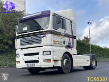 Cabeza tractora MAN F2000 usada
