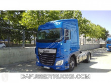 Cabeza tractora DAF XF 440 usada