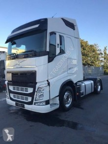 Nyergesvontató Volvo FH 460 Globetrotter használt