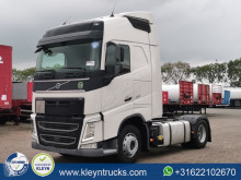 Nyergesvontató Volvo FH 460 használt