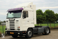 Scania nyergesvontató 143
