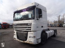 Cabeza tractora DAF XF105 460 usada