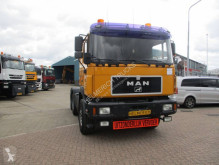 MAN tractor unit 28.403 COMDER 10 TYRES FULLSTEELSUSPENSION