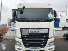 Cabeza tractora DAF XF 106 usada