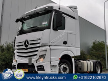 جرار Mercedes Actros 1845