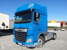 Cabeza tractora DAF XF 510 usada