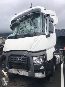 Tratores Renault Gamme T 460 acidentado