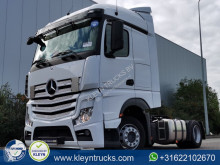 Cabeza tractora Mercedes Actros 1845 usada