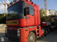 Cabeza tractora convoy excepcional Renault Magnum AE 560
