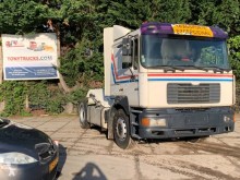 Cabeza tractora MAN 19.414 Low Deck usada