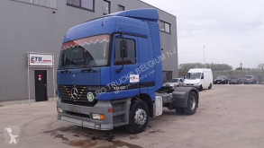 Cabeza tractora Mercedes Actros 1840 usada