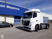 Cabeza tractora Mercedes Actros 1845 usada