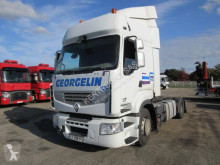 Tracteur Renault Premium 460 DXI