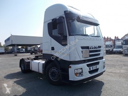 جرار Iveco Stralis AS440S45T/P مستعمل