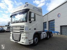 Cabeza tractora DAF XF105 usada