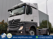 Cabeza tractora Mercedes Actros 1845 usada