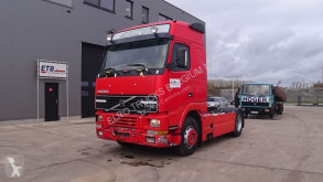 Cabeza tractora Volvo FH12 usada