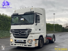 Cabeza tractora Mercedes Actros 1844 usada