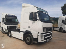 Влекач Volvo FH 460