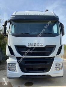 جرار Iveco Stralis 480 مستعمل