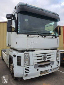 Tracteur Renault Magnum 480