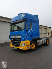 Tracteur DAF XF 460