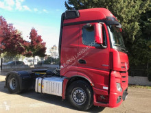Nyergesvontató Mercedes Actros 1853 használt