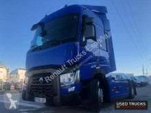 Renault nyergesvontató Trucks T