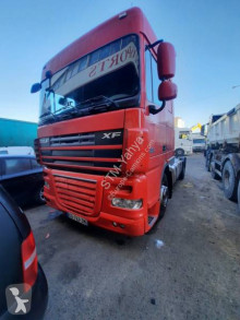 Trattore DAF XF105 460