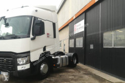 Cabeza tractora Renault usada