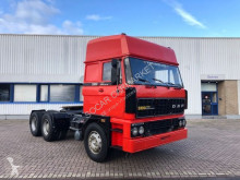 Cabeza tractora DAF 3300 usada