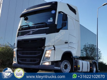 Tratores Volvo FH 460 produtos perigosos /adr usado
