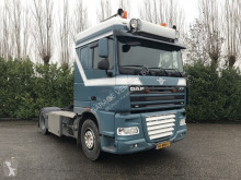 Cabeza tractora DAF XF105