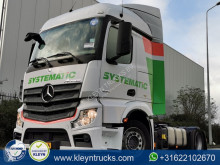 Cabeza tractora Mercedes Actros 1840 usada