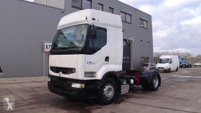 Тягач Renault Premium 385 б/у