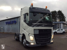 Nyergesvontató Volvo FH13 460 használt veszélyes termékek/a Veszélyes Áruk Nemzetközi Közúti Szállításáról szóló Európai Megállapodás