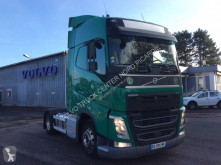 Volvo tractor unit FH13 460