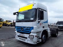 Cabeza tractora Mercedes Actros 1841