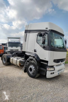 Trattore Renault Premium 385