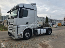 جرار Mercedes Actros مستعمل
