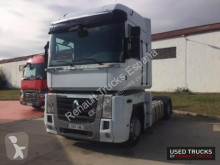 Tratores Renault Magnum usado